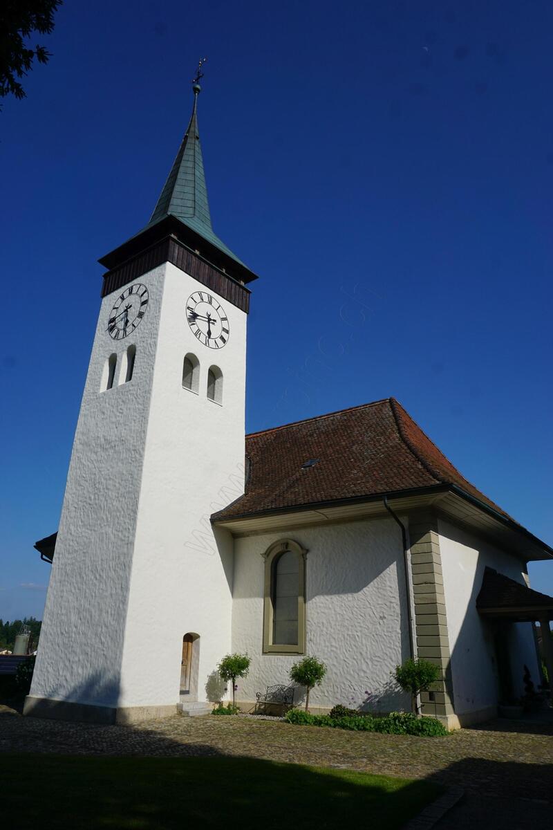 Kirche Thunstetten - Kirchturm frisch gestrichen